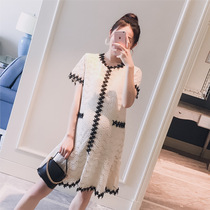 Pregnant womens summer clothes 2021 new Korean fashion loose cotton round neck lace short-sleeved mid-length dress tide mother