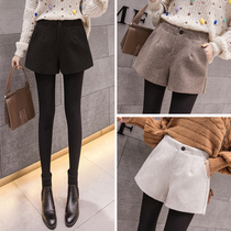 145 short with pants autumn and winter shorts womens new woolen Korean version loose size high waist Joker outside wear