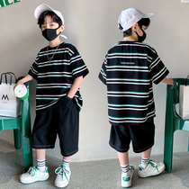 Boy striped summer dress suit 2022 new child foreign handsome gas loose short sleeve shorts Two sets of great child trends