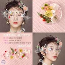 Photo creative lace decoration styling blindfolded French bride creative dry flower face petal makeup photo props