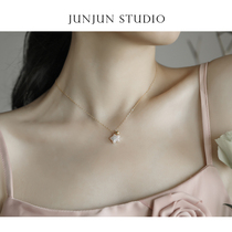 JUNJUN Small Crowd Design Sense Stars Baroque Freshwater Pearl Necklace American 14k Note Gold Lock Bone Chain