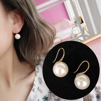 Pearl Earrings South Korea Brief About 100 Hitch Ornament Personality Ear Hook Pendant Tide Man Pendant short Temperament Ear Nail Woman