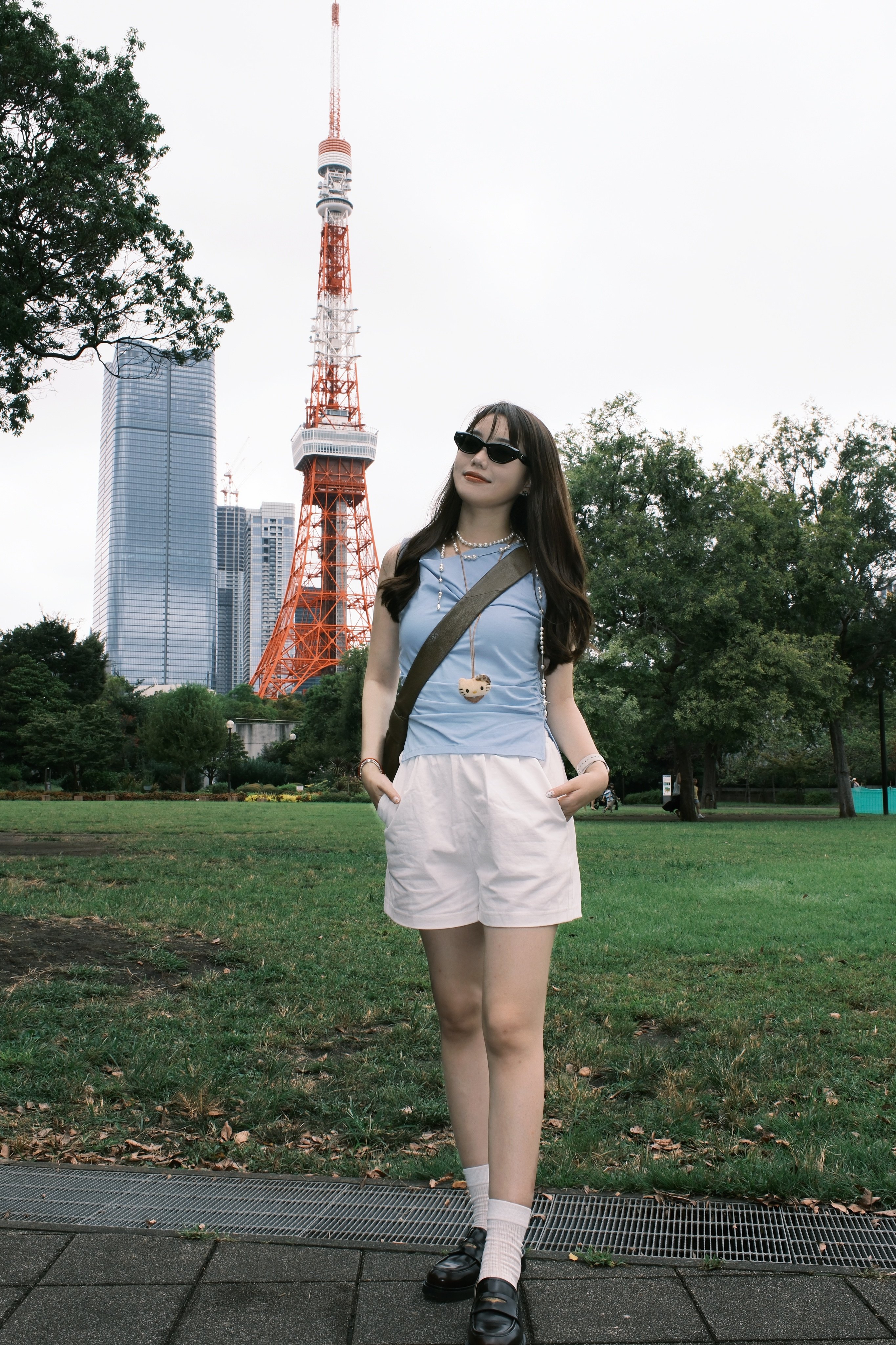 宋佳同款百丽海鸥乐福鞋2.0：厚底真皮的英伦飒爽美学