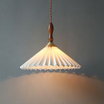 Retro Japanese-style bedroom bedside small chandelier Bed and breakfast Bar Restaurant chandelier Brass pleated Nordic single-headed room