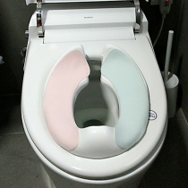 Childrens toilet toilet seat cushion portable toilet stool garbage bag squatting pit toilet cushion