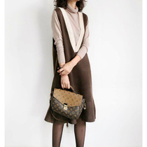 Knitted dress 2019 new autumn Korean version of sleeveless wool over the knee long temperament V collar woolen vest skirt