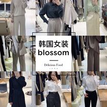 Hangzhou four seasons green Guangzhou uus thirteen lines blossom stall Korean womens clothing first-hand supply one piece on behalf of the development