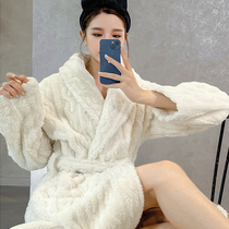 Nightgown womens 2022 autumn and winter new flannel lengthening plus velvet thick coral fleece bathrobe pajamas home service