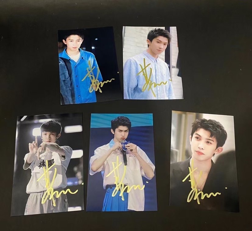 INTO1 members forest ink autographed picture event pro tab Fidelity buy two send a fan support surrounding