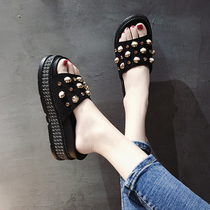 Tide brand 2021 summer New Pearl sandals women wear fashion thick bottom cake shoes non-slip drag sandals