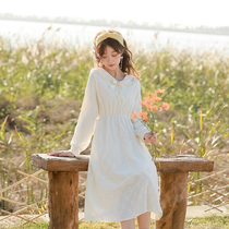 Cream lace dress dress Girl small child 2021 autumn and winter new dolls collar French dress Temperament Foreign Air Long Dress