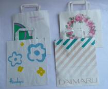 Japans famous department store building Takashima Takashima Giant Pill Special Hand Paper Bags