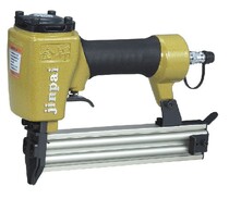 Gold medal F32 pneumatic nail gun direct nail gun F25 row nail gun F30F20 woodwork decoration packing box nail gun