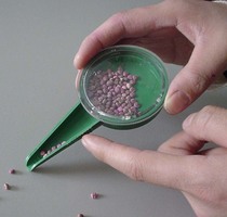 5K1 seed dispenser and storage box Green seeder gardening tools adapt to various sizes 5 gears adjustable