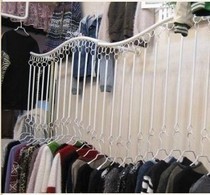 Wrought iron clothing display rack Wall wedding display rack ring clothing hanger Wall hanger spot
