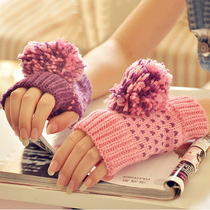 Gross Ball Half Finger Glove Collision Color Mandarin Gloves Korean Version Cute Fashion Asymmetrical Wool Wire Warm Gloves 47g