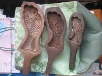 Cangsang wooden carved food mould pastry cafeteria shop decoration piece carp figure 3 piece set large and small number