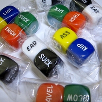 Foreign trade engraving English fun dice Foreplay dice Couple color gift small gift dice 2cm