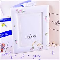 Germany bring back Meissen porcelain powder roses do not forget my large photo frame   swing a gift box