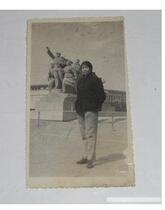 Old photos -- A photo in front of the monument 