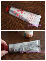 French local purchase Loccitane Oshu Dan Red Cherry Blossom hand cream hand cream 30ML
