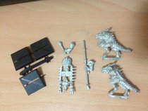 Little wheat smells Warhammer Middle ancient lizard man out of print metal Lizard Man Samurai flag bearer musician