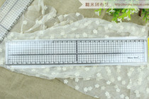 Taiwan imported wheel knife cutting regular ruler Stainless steel embedded steel piece patchwork ruler length 30cm seam ruler