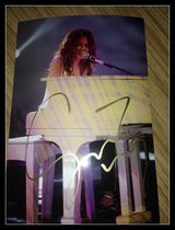 I am a singer The 10th scene of the second season Deng Ziqi G E M signed a photo in Changsha autographed B section