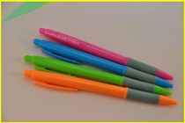 Wholesale Wen Zheng ballpoint pen WZ-2011 e new product ballpoint pen matching refill is 107MM