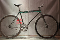 Youngbike promotion dead fly self 26 inch full electroplating silver racing dead fly retro vehicle