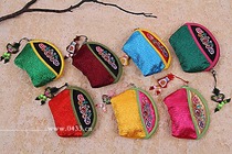  Korean crafts embroidered semicircular coin purse Western satin coin purse coin bag H-P02909