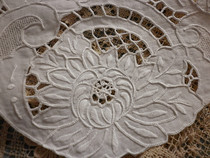 Hand Embroidered Floral Hand Embroidered old stock Tray Cushion Cup Cushion Decoration Dining Cushion Cover Towels Vase Cloth for cotton wool