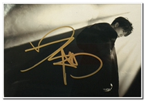 Xues humbled The crosssing to promote the autograph photo C