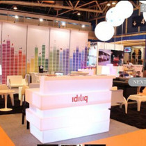 New LED luminous fashion bar table remote control chair bar bar ktv bar bartending combination luminous hotel front desk