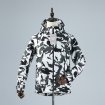Foreign trade tail single mens stormtrooper tide brand Japanese Harajuku wind original single cut standard camouflage thin windbreaker jacket jacket