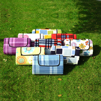 Outdoor padded extra large picnic mat camping mat 2 m oversized moisture proof mat spring outing cushion picnic cloth tent mat
