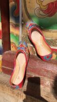 Pakistan handmade embroidery thread embroidered with fine low help women shoes Tourism home Leisure exotic exotic Niwana