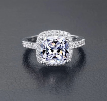 Fu Daisheng 80 Cushion Shape Princess Square Diamond Wedding Ring 18K Platinum One Carat Girl Ring