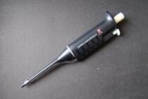 Shanghai Jiujing 4 type five-speed adjustable pipette pipette pipette gun black various specifications