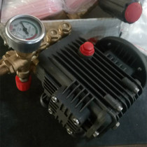 Open-top inscription Uhigh-pressure cleaner pump head reinforced 180 pump head reinforced double-sealed engine oil not pan-white