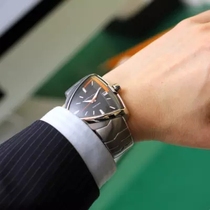 Hamilton future contour series square men quartz watch H24551131