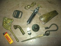 A pile of 9 metal copper ornaments copper ornaments copper miscellaneous parts-