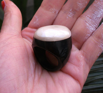 Antique ring finger natural Yak horn inlaid shell finger ring mens atmospheric grade