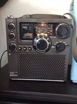 European version of Japan Sony Sony icf-5900W radio transistor full band portable