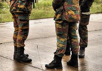 New military version of Belgium 3-generation Tangram camouflage combat pants grid cloth