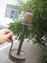 Folklore collection showcases the memory of the Fathers of the Fathers The ancient coal oil lamps iron-made hanging lamp Large number 32 cm