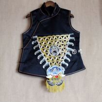 Cloud decoration totem original design womens horse clip ethnic style old embroidery handmade embroidery womens tops waistcoats waistcoats thin
