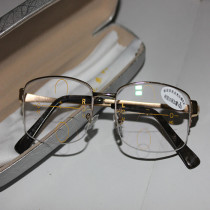 Ultra-light half-frame anti-Blue reading glasses male far and near intelligent automatic zoom progressive multi-focus presbyopia glasses