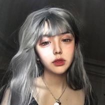 The owner recommended a white grandmother gray buckle micro-curly long hair wig-send net