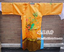 Buddhist supplies Bodhisattva Golden silk dragon robe clothes Five masters also wish to pray for the sacrifice of the Buddha robe God clothing Buddha clothing yellow